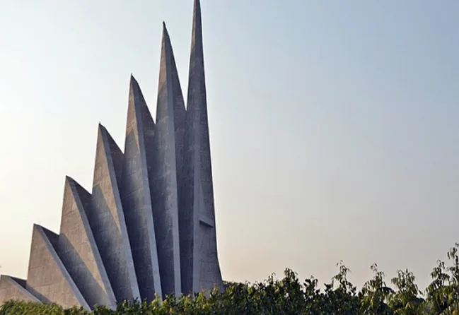 Landmarks & Monuments
